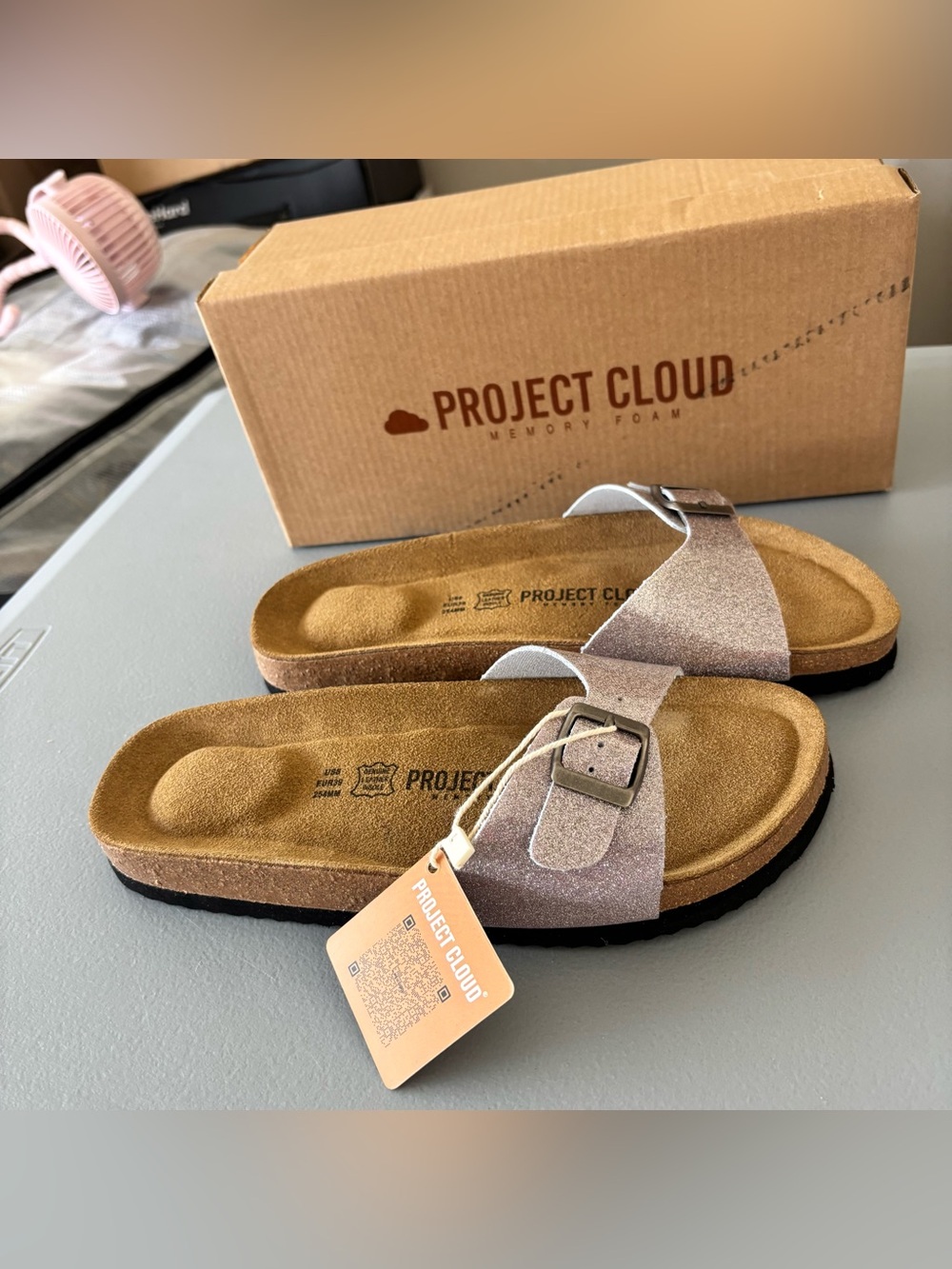 Project Cloud Patent Leather Madrid Sandals Memory foam insole Lavender size 8